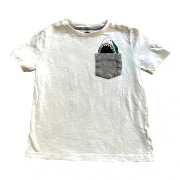 Shark 🦈 pocket tee