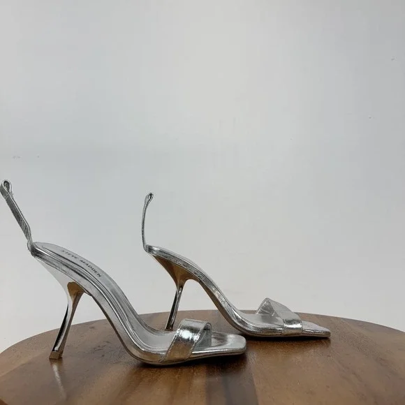 New Womens Steve Madden Luxedo Silver Metallic Leather Heeled Sandals Size 7.5 M