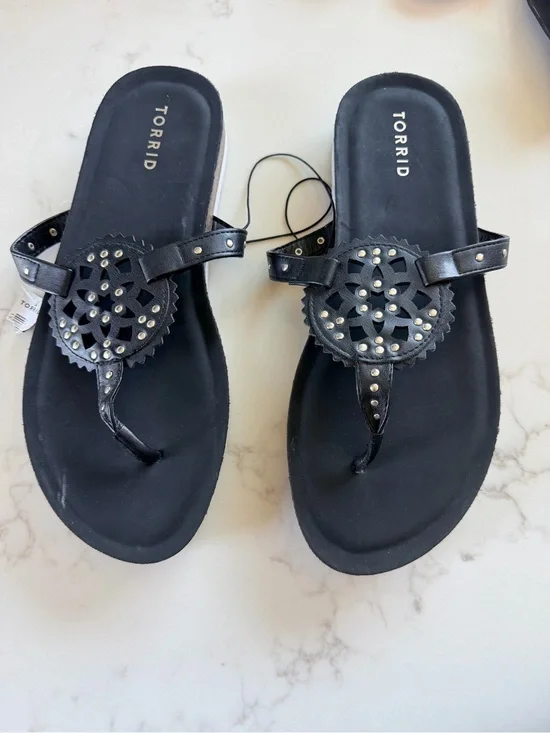 torrid Black Studded Medallion Thong Sandals size 11 Aproximately .