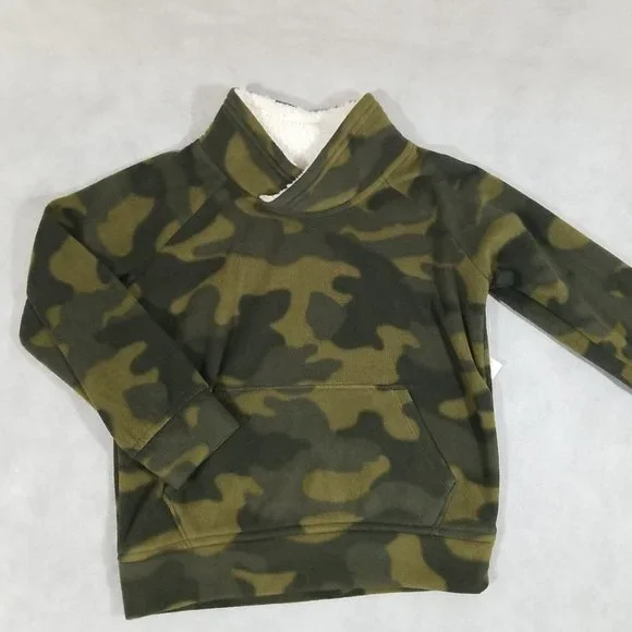 NWT Old Navy Fleece Pullover Sweatshirt  Green‎ Camo  Boys Size 3T
