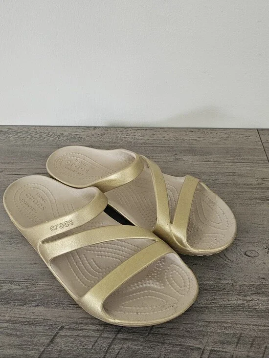 Crocs Kadee II strappy sandals metallic gold Size 9