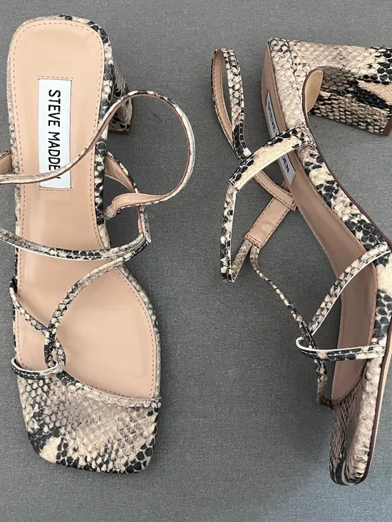 Steve Madden Women's Valora Strappy Sandals Snakeskin Print Size 9