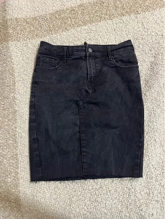 Girls size 12 Black jeaned skirt denim
