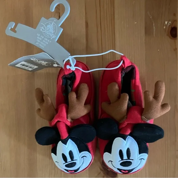 NWT Disney Red Mickey Mouse Reindeer Slippers Size 7/8 Toddler