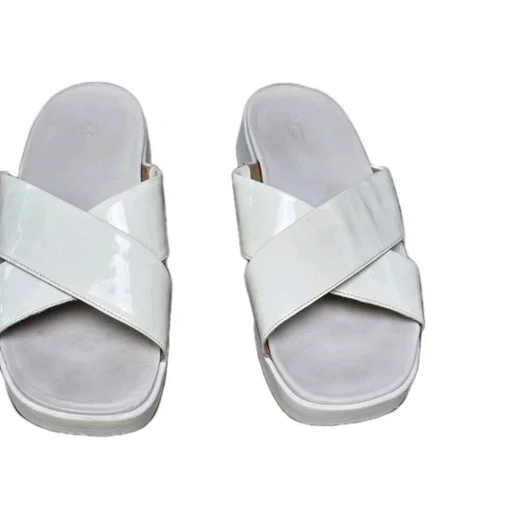 UGG Emily white leather criss cross‎ platform slide sandals 10 Beach Minimalist