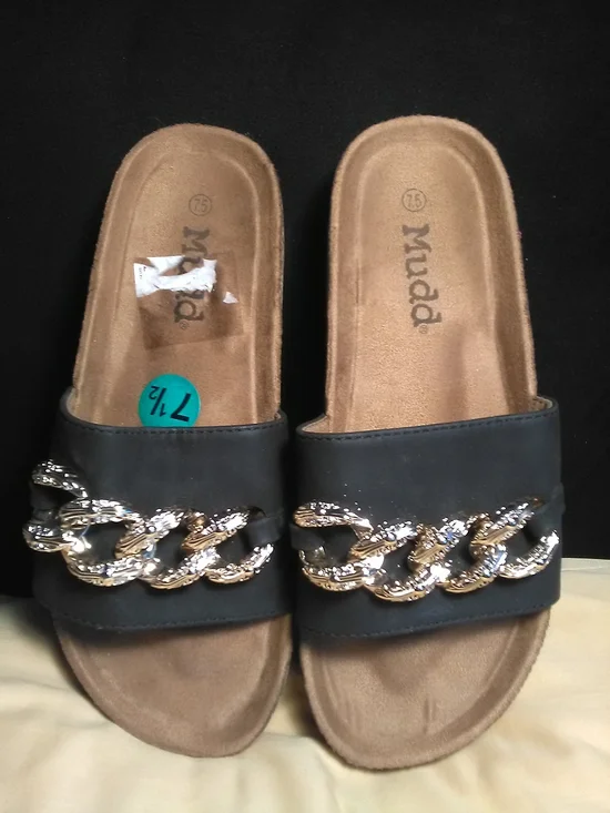NWT Mudd Black Slide Sandals w/ Gold Chain Accent SZ 38/ 7.5 CHUNKY