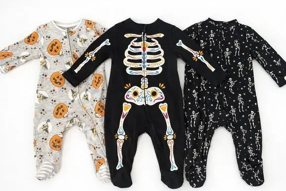 3 Halloween Pajamas Kids Skeleton Pumpkin Muertos Snoopy Old Navy 3-6mo