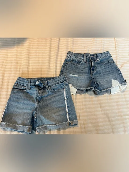 Old Navy Girls' Light Blue Denim Shorts - size 10