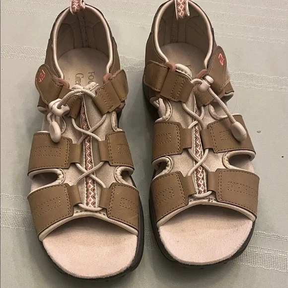FootJoy Women's Brown and Cream Sandals
