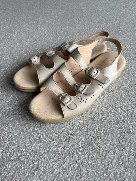 SAS Mystic sandals women’s size 9.5