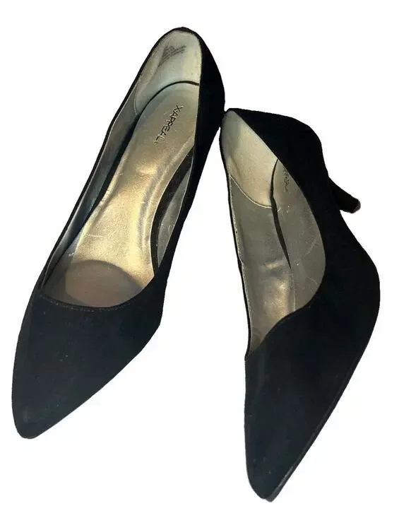 Xappeal Women’s Black Faux Suede Pointed Toe Pumps Classic Heels Size 9.5