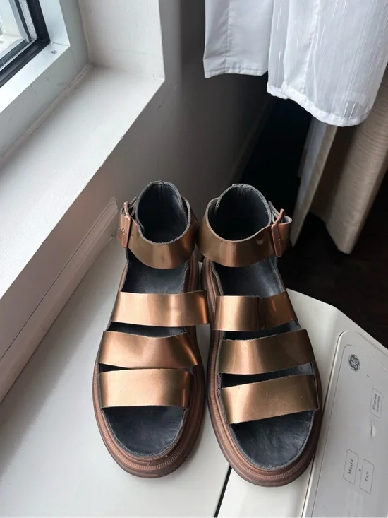Dr Martens Clarissa Metallic Copper Gladiator Platform Sandals Womens size 8