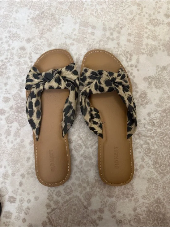 Old navy cheetah sandals
