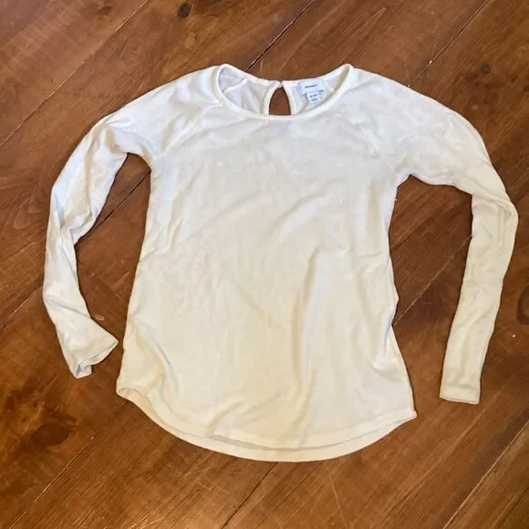 Old navy white long sleeve so soft