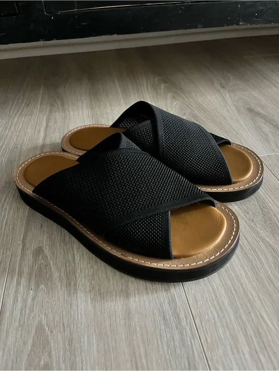 Everlane Women’s The Reknit Form Crossover Sandal Black - Size 7