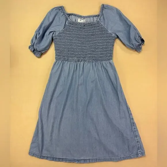 Old Navy Denim Chambray Blue Smocked Kids Dress Size XL