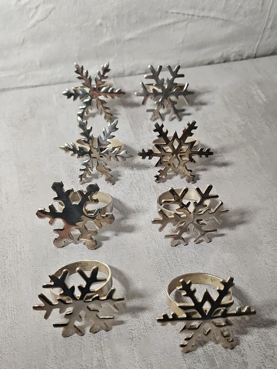 Silver Plated Snowflake Napkin Rings - Set of 8