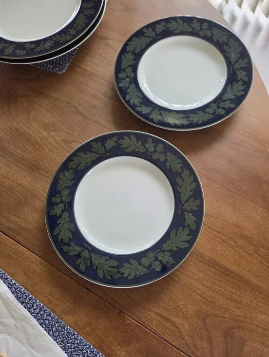 Crate & Barrel 