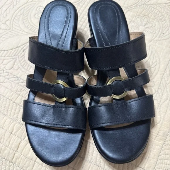 Naturalizer Black Slip-On Wedge Mule Sandals with Leather Straps