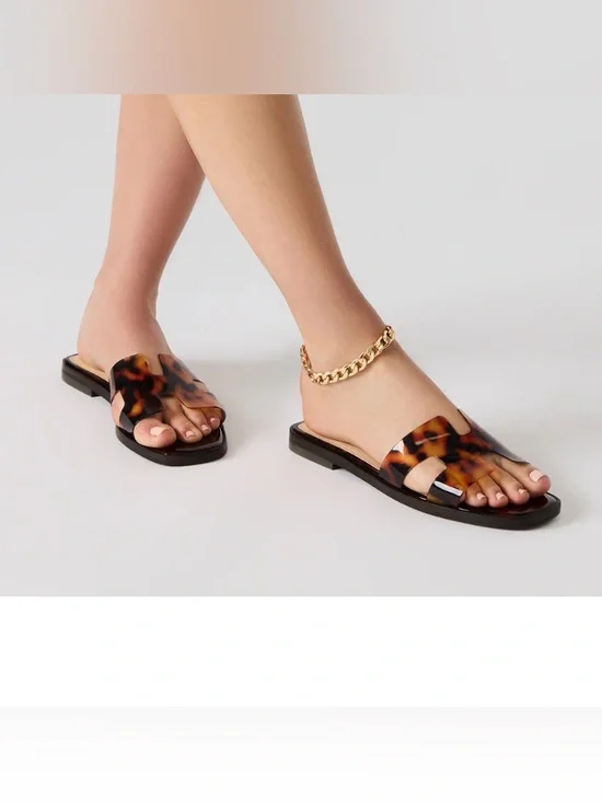 Tortoiseshell Slide Sandals