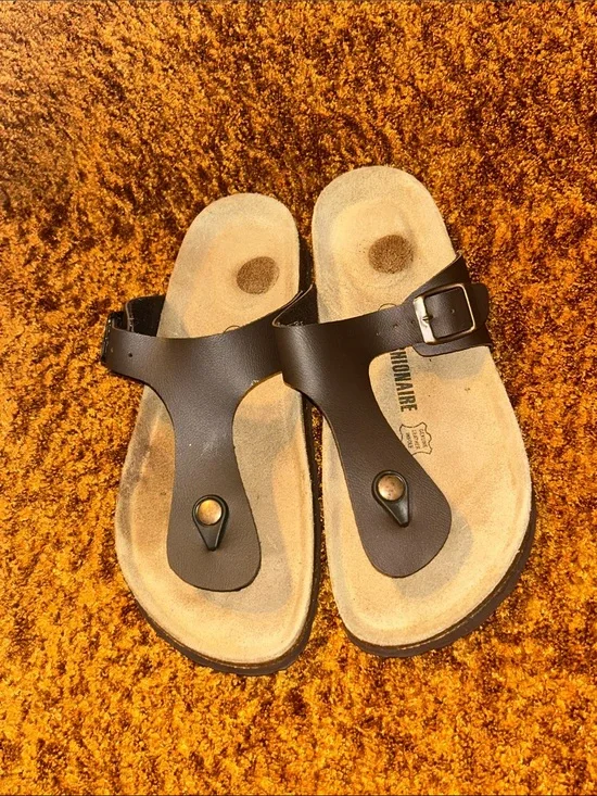 Comfort Footbed Toe-Post Sandals in Black with Adjustable Buckle