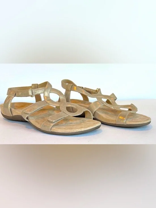 Vionic Jodie in Metallic Gold / Champagne Size 8