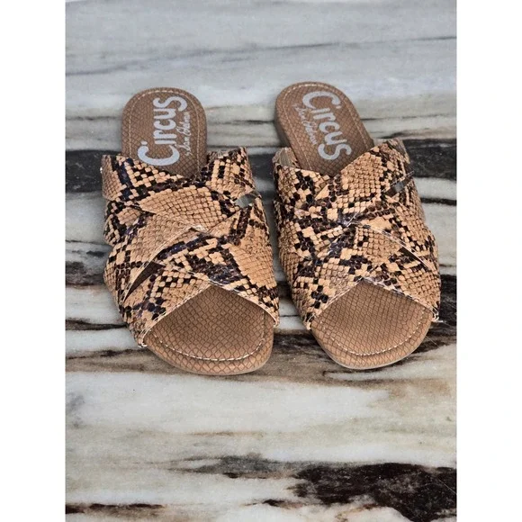 Circus By Sam Edelman Women's Burnett Animal‎ Print Slide Flat Sandals US 7