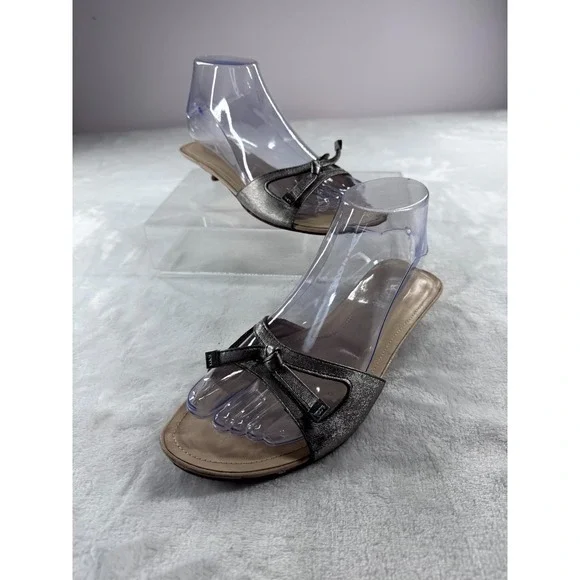 Tod's Heel Sandals Women 38 Silver Metallic Pewter Leather Bow Slip-On Comfort‎