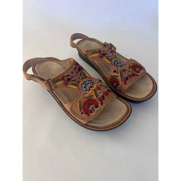 Women's Alegria Viki Hook & Loop Embroidered Floral Boho Sandals Sz 5.5 Leather