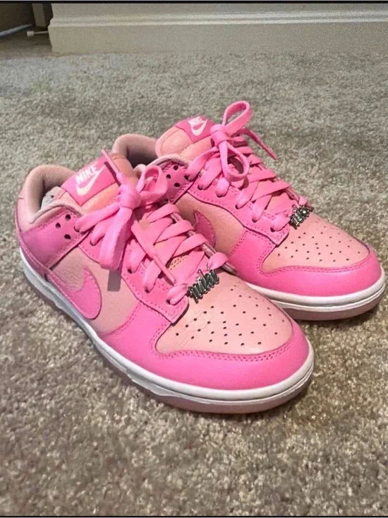 Nike Kids Pink Two-Tone Low-Top Sneakers