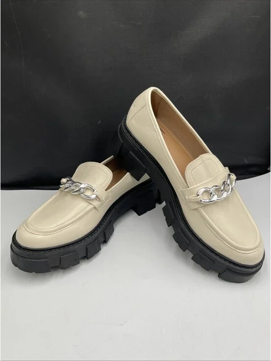 No Boundaries Women's Lug Sole Chain Loafers Cream Beige Slip On Shoes Size 9