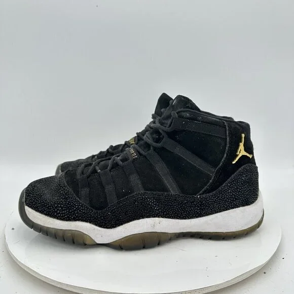 Nike Air Jordan 11 Heiress Youth Size 6Y Women 7.5 852625-030 Black White Shoes