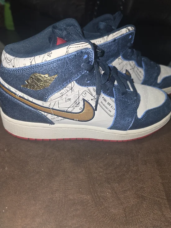 Jordan Kids' High-Top Sneakers in Navy, White, Gold and Red Accents