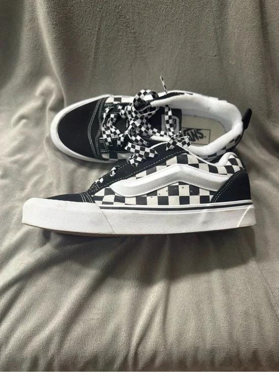 Vans Checkerboard Old Skool - Black & White