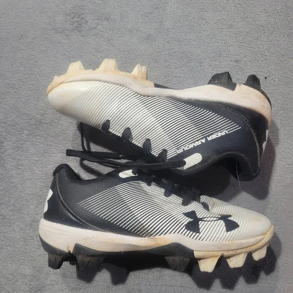 Under‎ Armour Baseball Cleats Kids 11K Black White Leadoff Low 1297316-001 Sport