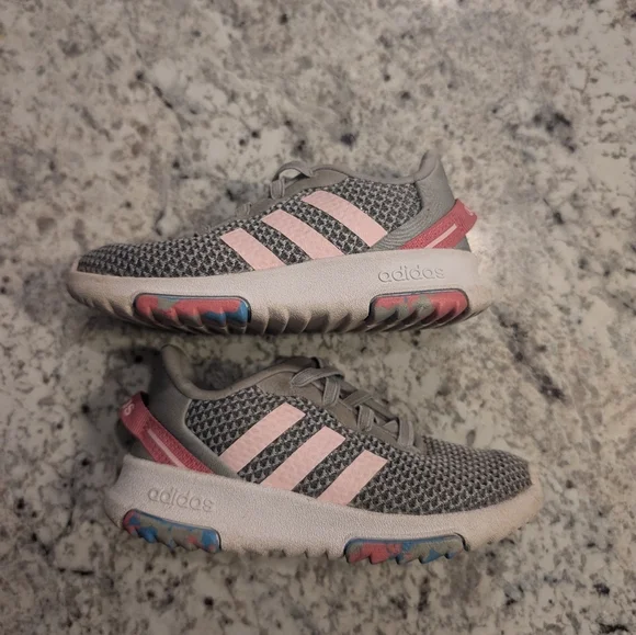 ✨5 For $50 Adidas Kids Gray and‎ Pink Sneakers