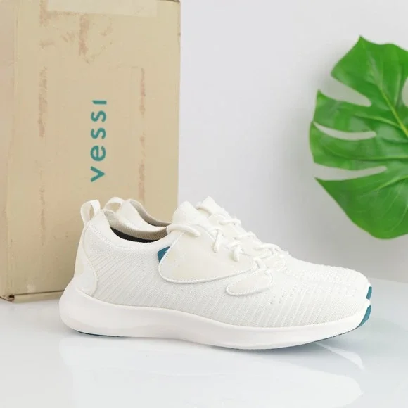 Vessi Womens Everyday 2.0 Move Sneaker Size 9 Waterproof White Knit Lace Up Shoe