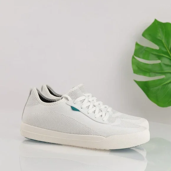 Vessi Womens Weekend Sneakers Size 9 Waterproof White Lace-Up Comfort Shoes Low