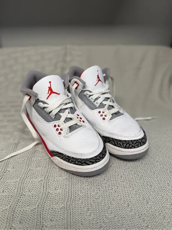 Jordan Kids White/Red/Gray Retro 3 Sneakers