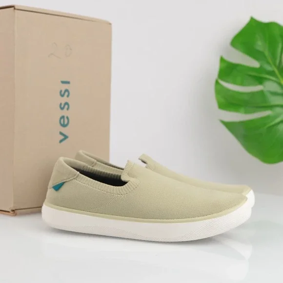 Vessi Womens Boardwalk Slip-On Sneakers Size 7 Waterproof Sage Green Flat Shoes