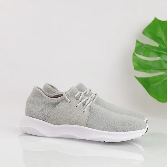Vessi Womens Everyday Move Sneakers Size 9 Waterproof Gray Knit Lace Up Shoe Low