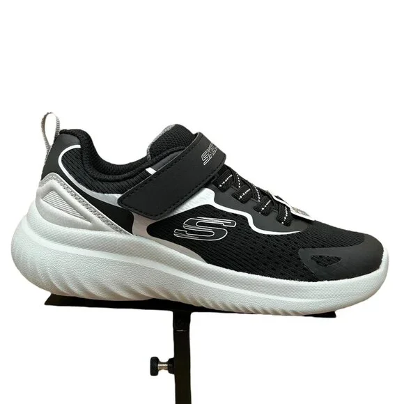 Skechers Youth Boys Athletic Slip-on Sneaker Size 1 Black Gray Lightweight Shoes