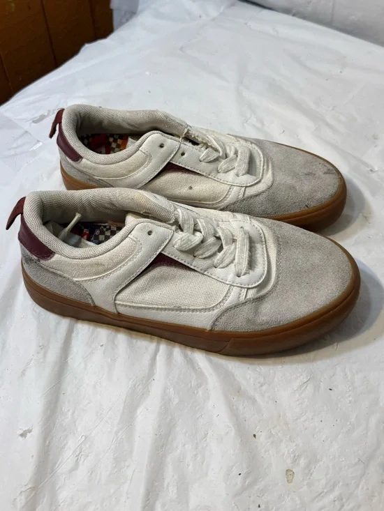 Airwalk boys Huntington sneakers size 5