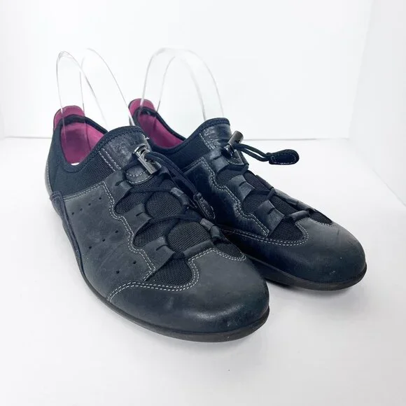 2/$14 Ecco Leather Sneakers 41