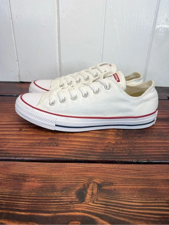 Converse Chuck Taylor All Star Low Top White Canvas Sneakers Size 8