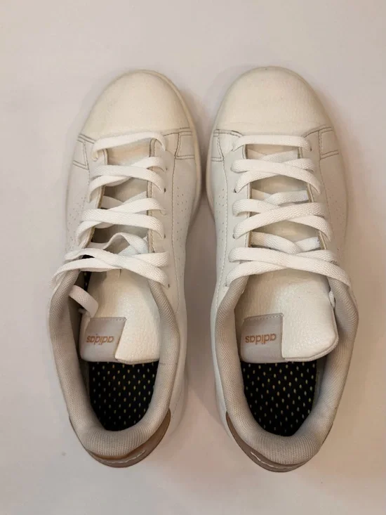 adidas Stan smith White Sneakers with gold Heel Trim sz women 10
