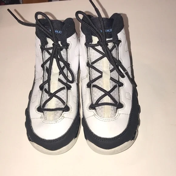 Boy’s Nike Air Jordan IX Sneakers