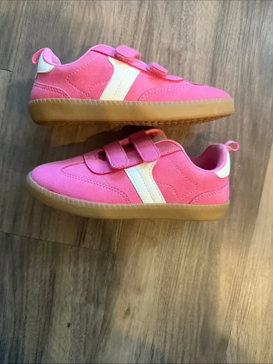 NEW-wonder nation Pink Velcro Kids Sneakers