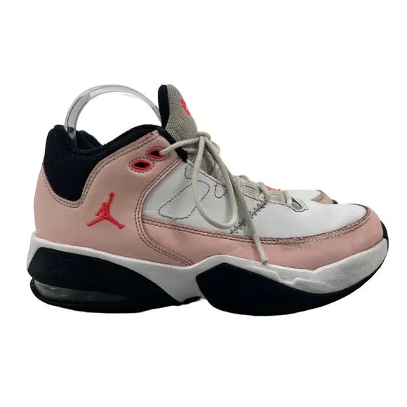 Nike Air Jordan Max Aura 3 Sneaker Big Kid Youth 5Y White Atmosphere Infrared 23