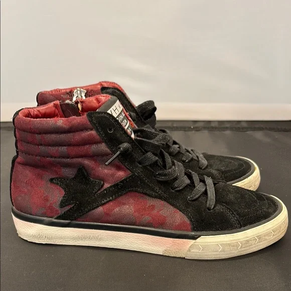 Vintage Havana Salinas Camo Suede High Top Sneakers Black/Wine – Women’s Size 6
